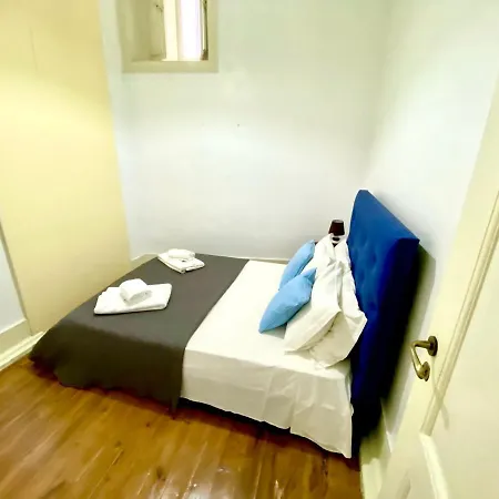 Pensión Relax Chiado 3 - Cute Little Double With Shared Bathroom