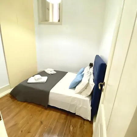 Relax Chiado 3 - Cute Little Double With Shared Bathroom * Lizbona